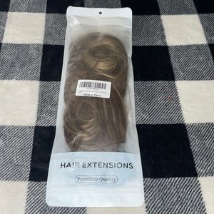 Sarla hair extensions new in bag